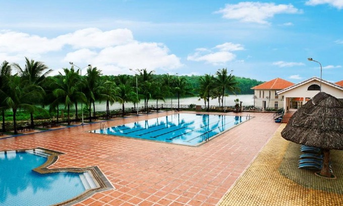 District 9 Villa | Vietnam Golf - Lake View Villas