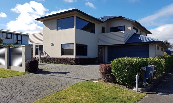 Taupo House | View from Fletcher Street