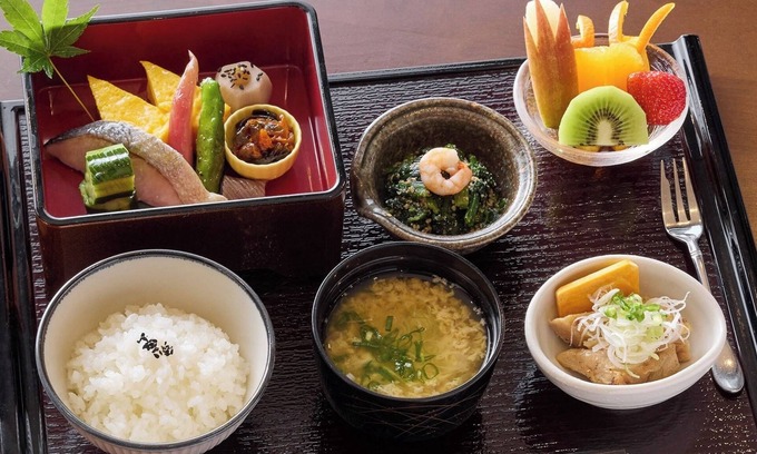 Oishi Hotel | View of Mt Fuji Deluxe JapaneseWestern Room Breakfast included/Minamitsuru-gun Yamanashi