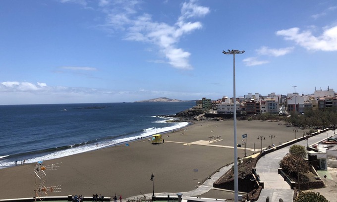 Telde Apartment | View of the Apartment towards the beach