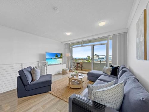 Kings Beach Apartment | Views by Day Waves at Night