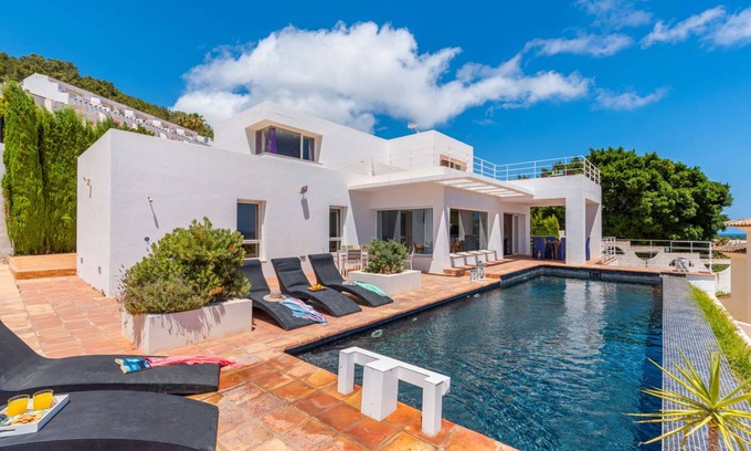 Casas de Torrat Villa | Villa Moderna - PlusHolidays