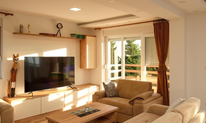 Central Serbia Apartment | Vila Kruna Sunčani Breg