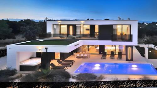 Kozino Villa | Villa 1