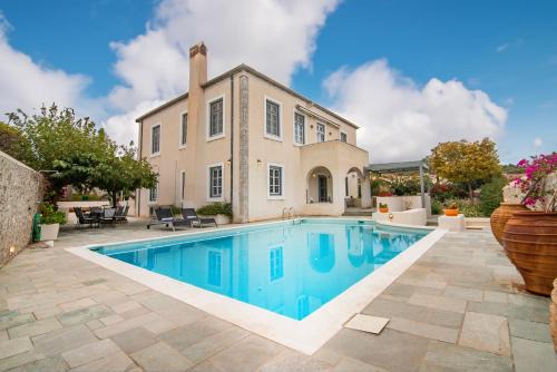 Spetses Apartment | Villa 1853-Upper floor