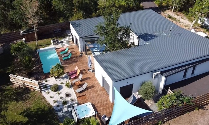 Moliets-et-Maa House | Villa 230m2, 6 bedrooms, swimming pool and jacuzzi in Moliets