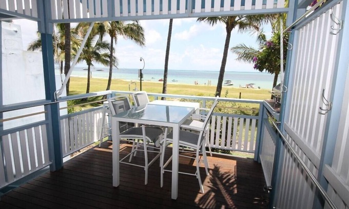 Brisbane Waterfront House | Villa 28 Moreton island