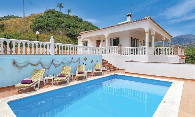 Nerja Villa | Villa ∙ 3 bedrooms ∙ 6 guests