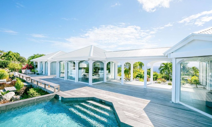 Colombier Villa | Villa 360° View on Colombier Hill