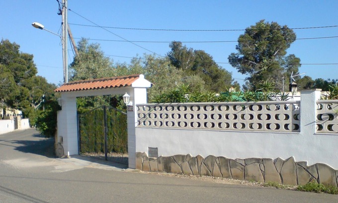 Les Planes del Rei Villa | Villa 4 people with private pool, BBC, parking, garden, 7 minutes from the sea