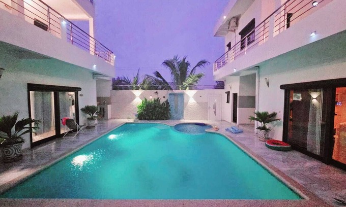 Saly Petite Cote Villa | Villa, 5 Chambres, Piscine, Terrasse Amenagée. Ideal Pour les Familles