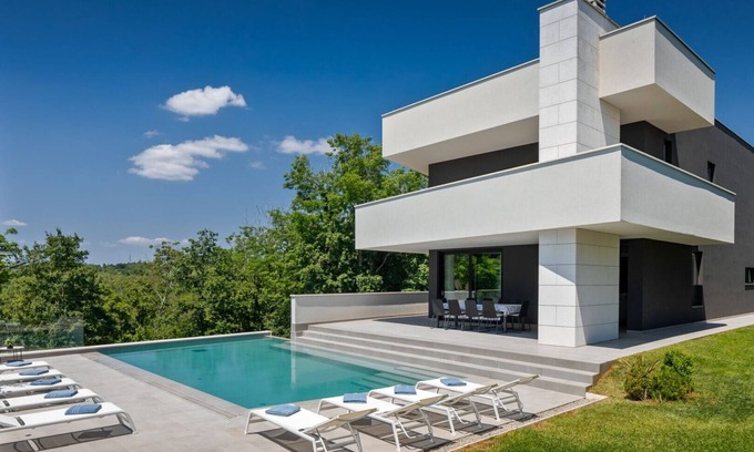 Vela Traba Villa | Villa 55 by Villas Guide