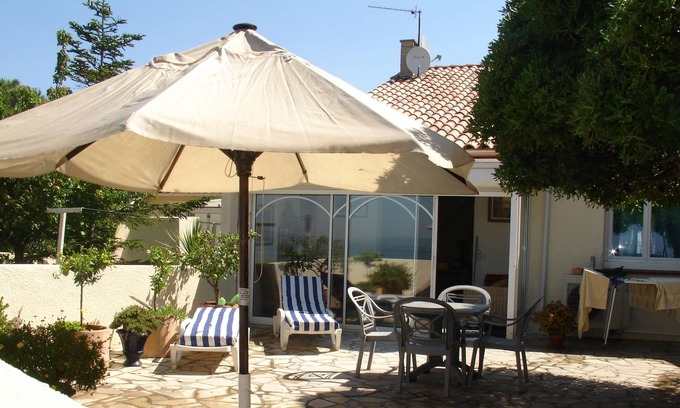Palavas-les-Flots Villa | Villa 91m2 100m from the beach and view of the pond