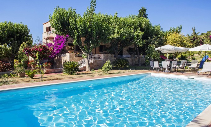 Rethymno Villa | Villa Agapi Stone built Cretan style property