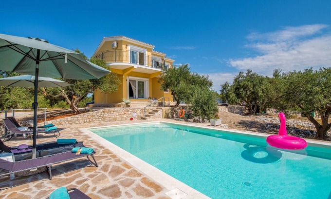 Vlachopoulatika Villa | Villa Agnanti Paxos Total privacy