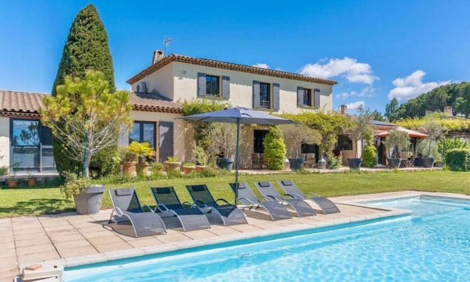 Aix-en-Provence Villa | Villa Aix-en-Provence Piscine et calme absolu