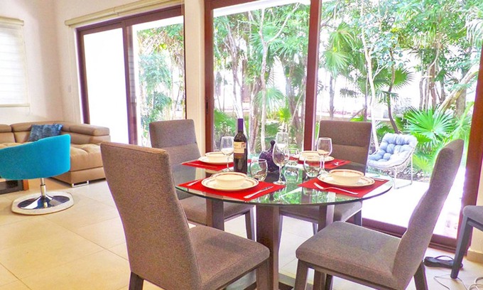 Akumal House | Villa Akumal, A Peaceful Space for 6 with Private Terrace * Steps to the Beach!