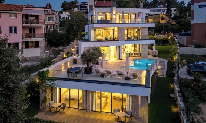 Rovinj Villa | Villa Albion Summary: