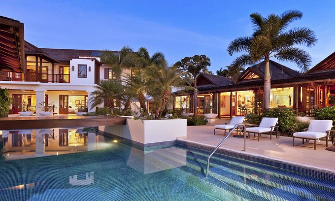 Sandy Lane House | Villa Alila is a unique and charismatic home offering a luscious retreat