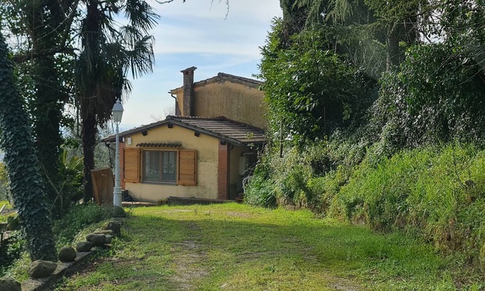 Margine Coperta-Traversagna Villa | Villa among the tuscany hills, surrounded by greenery