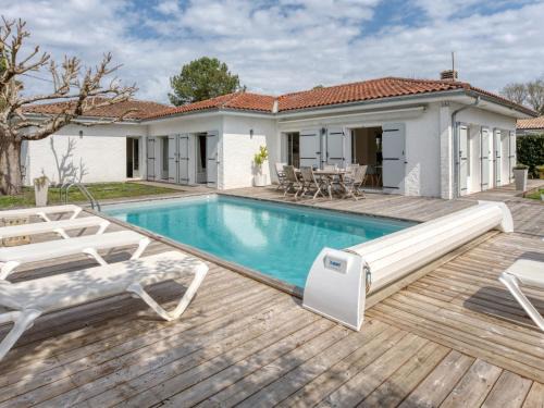 Andernos-les-Bains Villa | Villa Andernos Bassin by Interhome