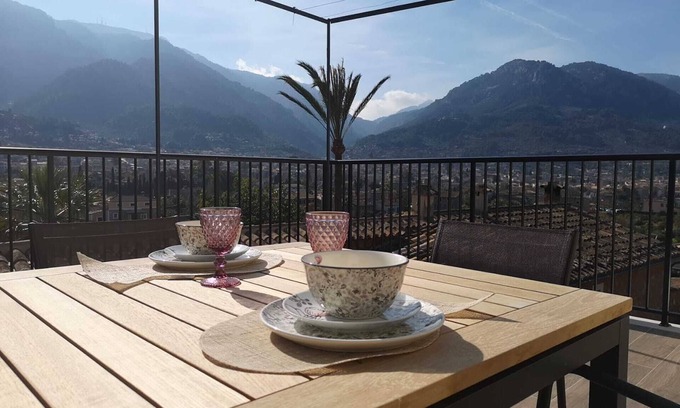 Soller Apartment | Villa 'Arbona Dalt' with Mountain View, Wi-Fi and Air Conditioning