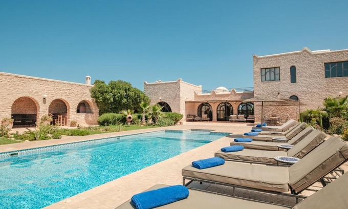 Ounagha Villa | Villa Aruba Superbe villa avec service, personnel et piscine chauffée
