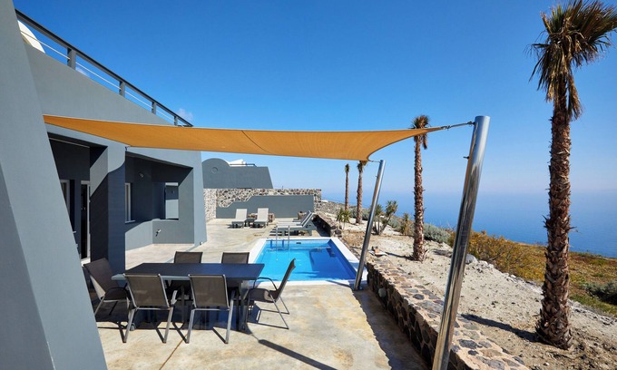 Imerovigli Villa | Villa Assyrtiko with private heated pool, Theano Apartments Santorini