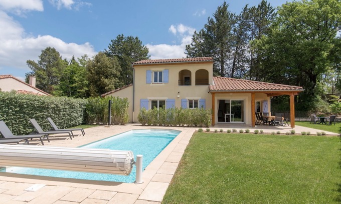 Vallon-Pont-d'Arc Villa | Villa Avallon for 8 people with private pool