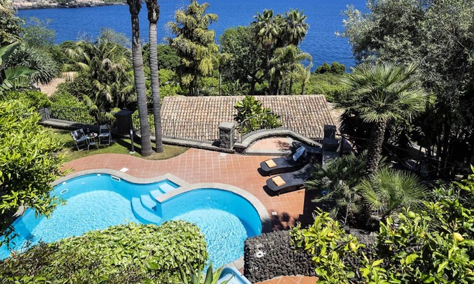 Santa Tecla Villa | Villa Balestrate - Four Bedroom Villa, Sleeps 8