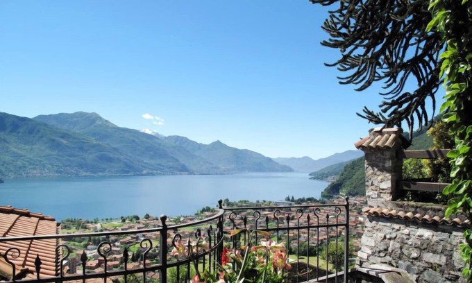 Consiglio di Rumo House | Villa Bellavista by Interhome