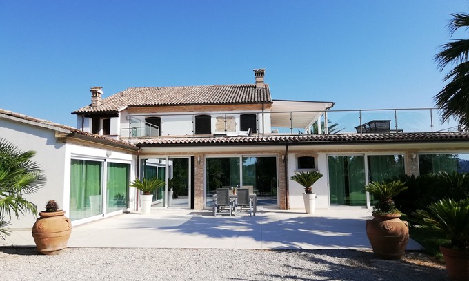 Osimo Hotel | Villa Belvedere Degli Ulivi