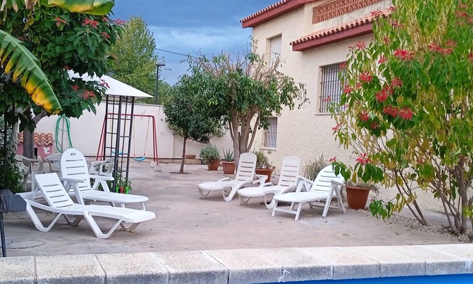 Vinaros Ski Chalet | Villa Berta , Chalet con Piscina Privada