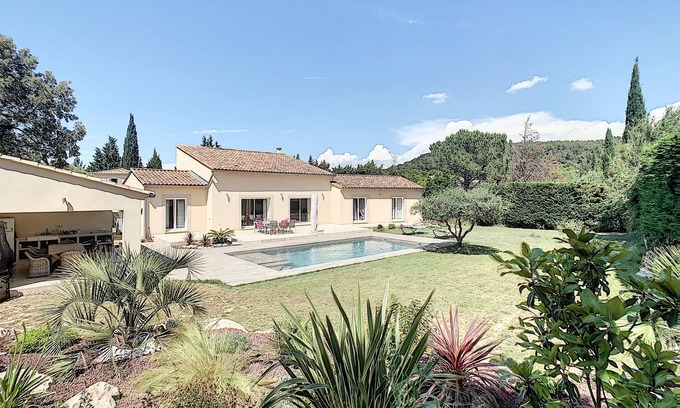 Chateaurenard Villa | Villa between Avignon, St Rémy and L'Isle-sur-la-Sorgue