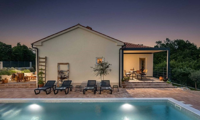 Snasici Villa | Villa Bogondon in Marići