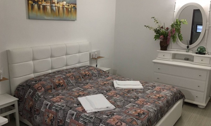Viagrande Apartment | Villa Bonaccorso - Il Casotto il "Limone verde" An oasis of tranquility immersed in nature in the fo