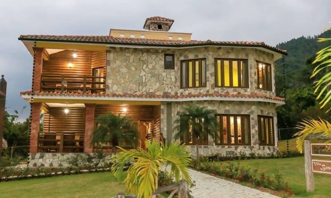 Las Guazaras Villa | Villa Bosque Jarabacoa RD Rancho Las Guazaras DR