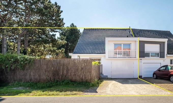 Koksijde-Bad Villa | Villa by the Sea with Jacuzzi