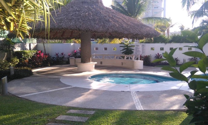 Granjas del Marques Villa | Villa Cómoda and Acapulco Diamante con Club de Playa