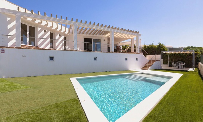 Marina de Son Ganxo Villa | Villa 'Ca Nostra' with Sea View, Wi-Fi and Air Conditioning
