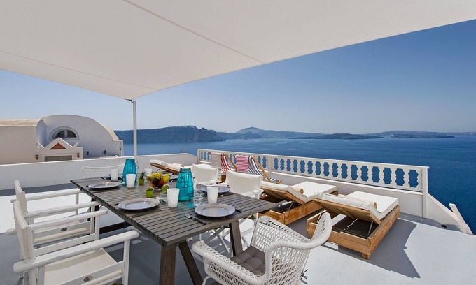 Oia Villa | Villa Calliope, Aegean Views