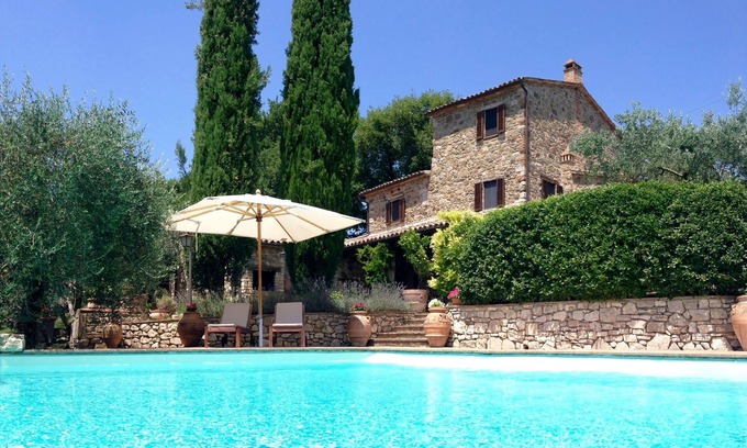 Acqua Loreto House | Villa Campi di Sotto - Infinity pool and wifi