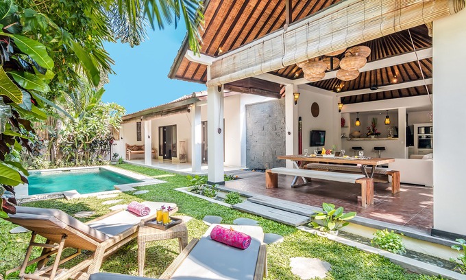 Petitenget Hotel | Villa Can Barca