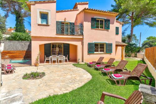 Cala San Vicente Villa | Villa Can Botana by Villa Plus