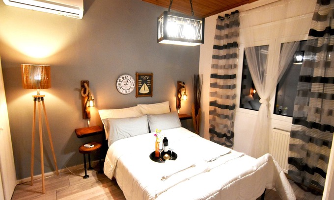 Agrilia Villa | Villa 'Casa Katina , In Lagana' with Mountain View, Wi-Fi and Air Conditioning