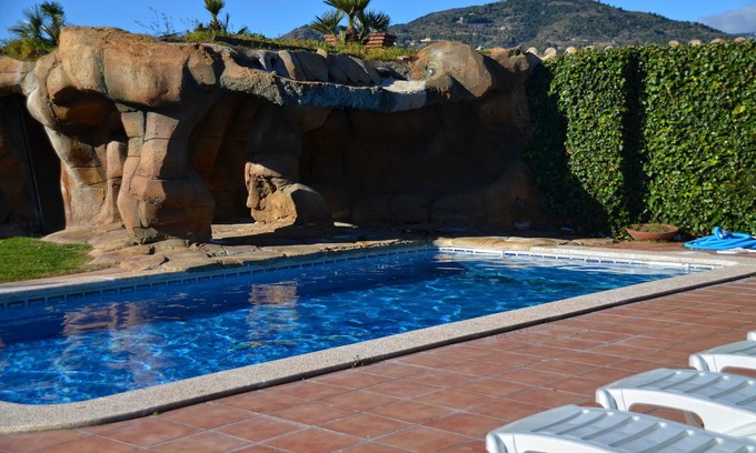 La Selva del Camp Villa | VILLA CASA LORENZANA WITH SWIMMING POOL AND LARGE GARDEN