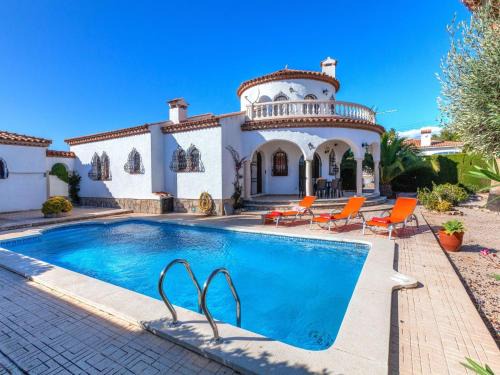 Miami Platja Villa | Villa Casa Philippe by Interhome