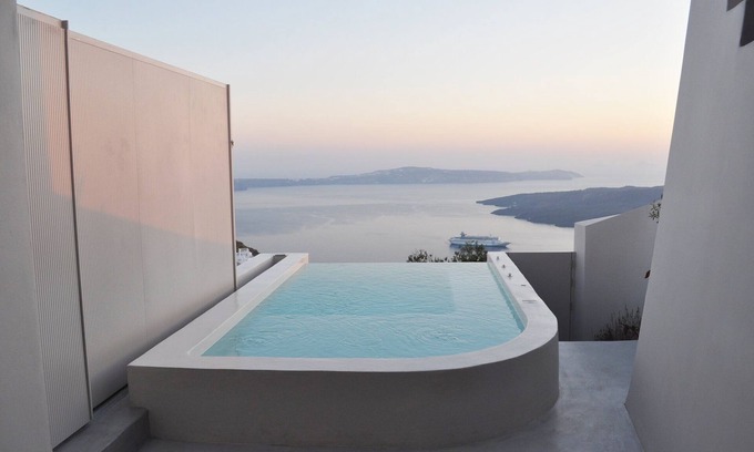 Firostefani Villa | Villa Cave/heated plunge pool, caldera view
