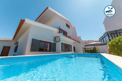 Portimao Villa | Villa Cayo Coco by Algarve Vacation