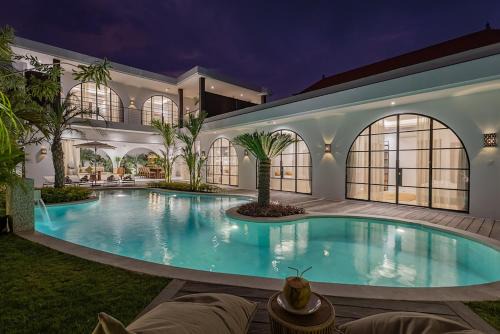 Berawa Villa | Villa Cebossa by Optimum Bali Villas